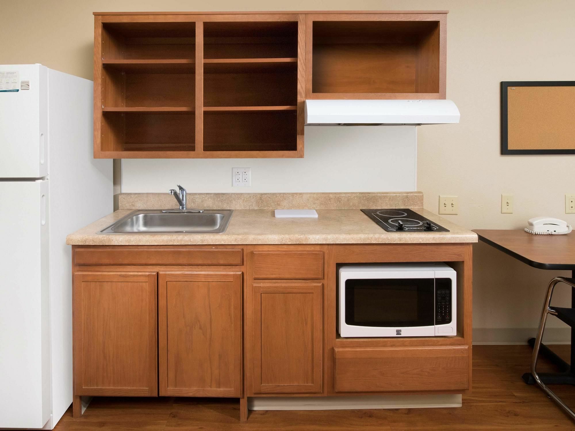 Extended Stay America Select Suites - Cleveland - Airport فيرفيو بارك المظهر الخارجي الصورة